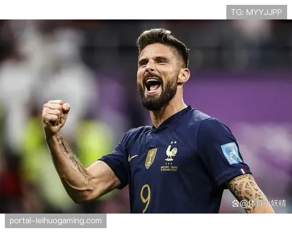 吉鲁百场里程碑时刻，里尔老将接受队友拥抱祝贺